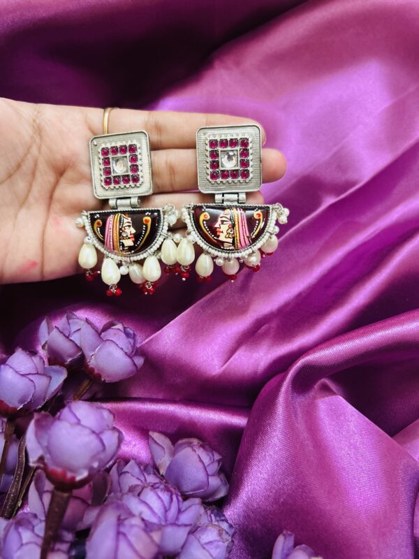 Dulhan Earrings - Image 4